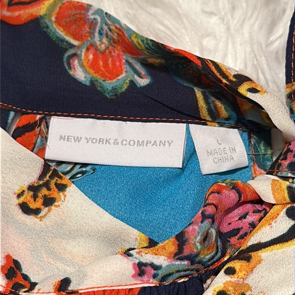 79- New York & Company | colorful blouse | size large